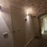 La Caverna - Vecchia, Fronte Mare 아파트 *