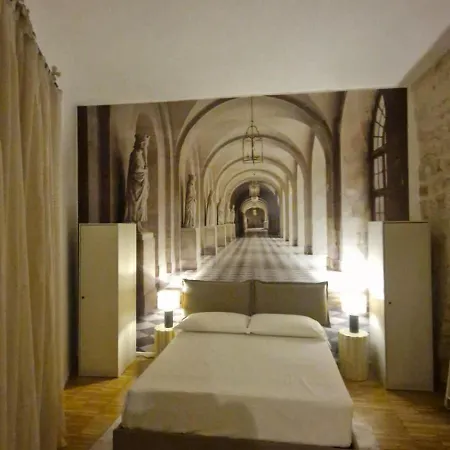 La Caverna - Vecchia, Fronte Mare アパート