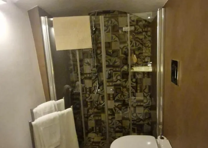 La Caverna - Vecchia, Fronte Mare Бари