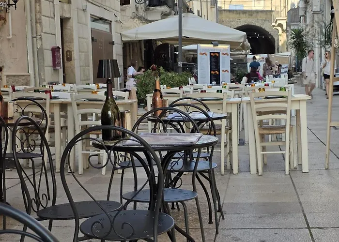 La Caverna - Vecchia, Fronte Mare Apartment Bari