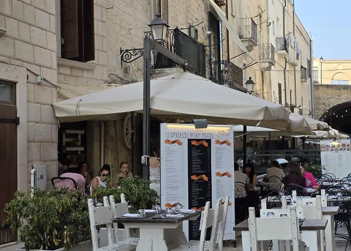 La Caverna - Vecchia, Fronte Mare Apartment